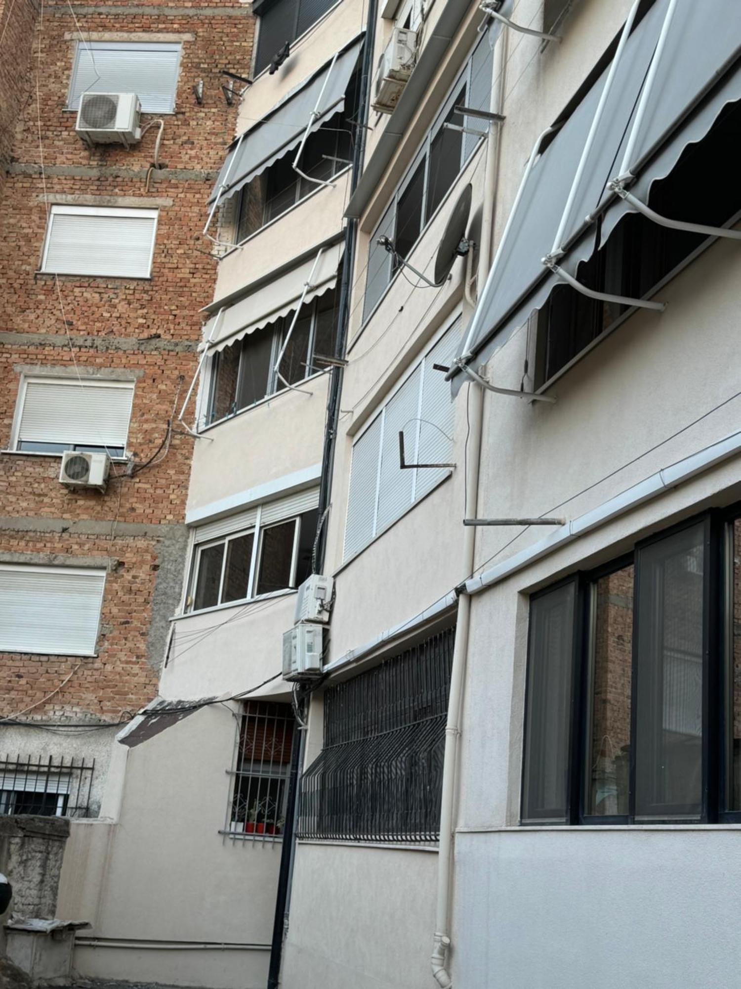 Eos Appartement Tirana Buitenkant foto